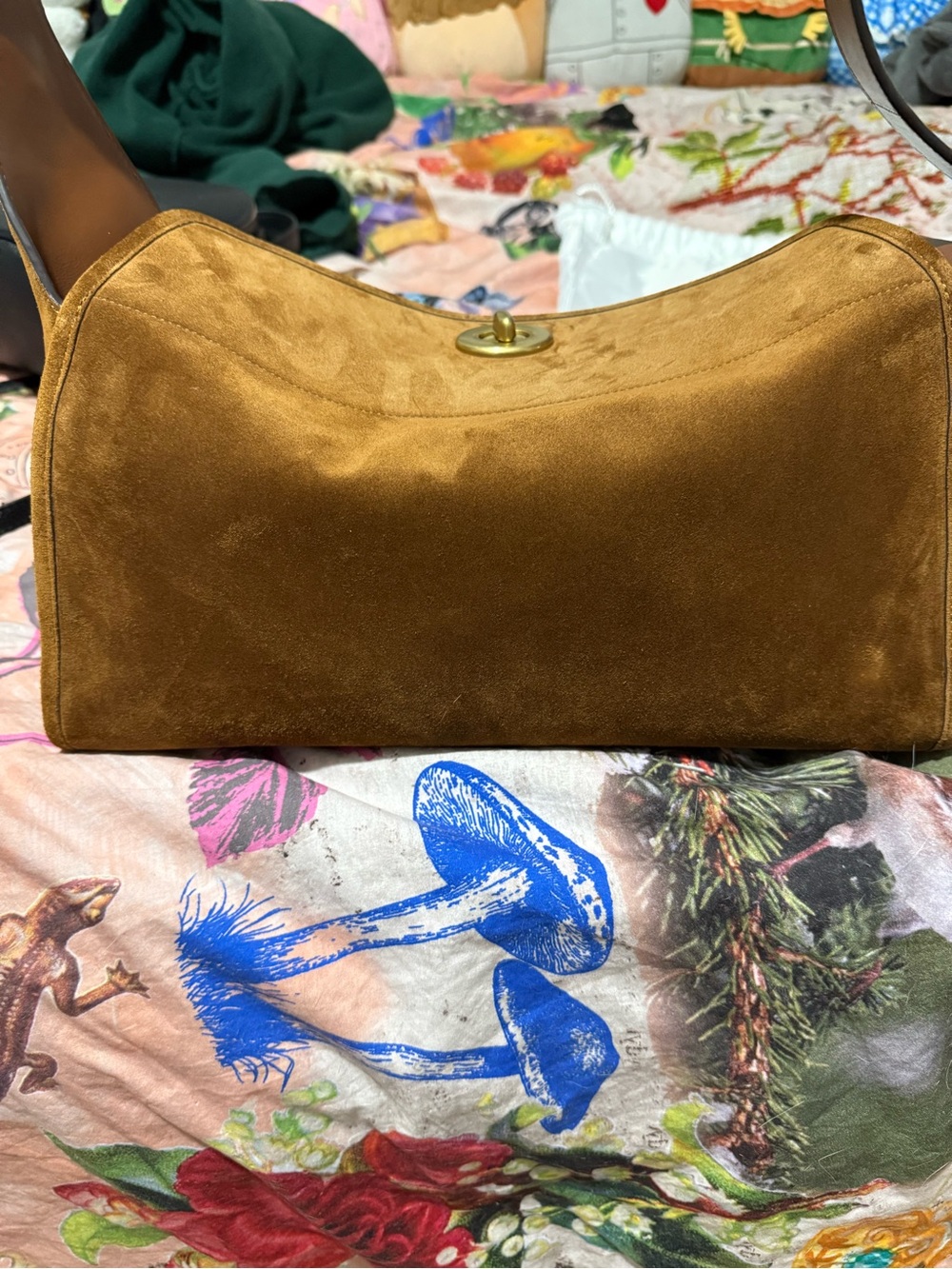 The Coach Originals Turnlock Haversack Suede Shoulder Bag - Picture 5 of 11